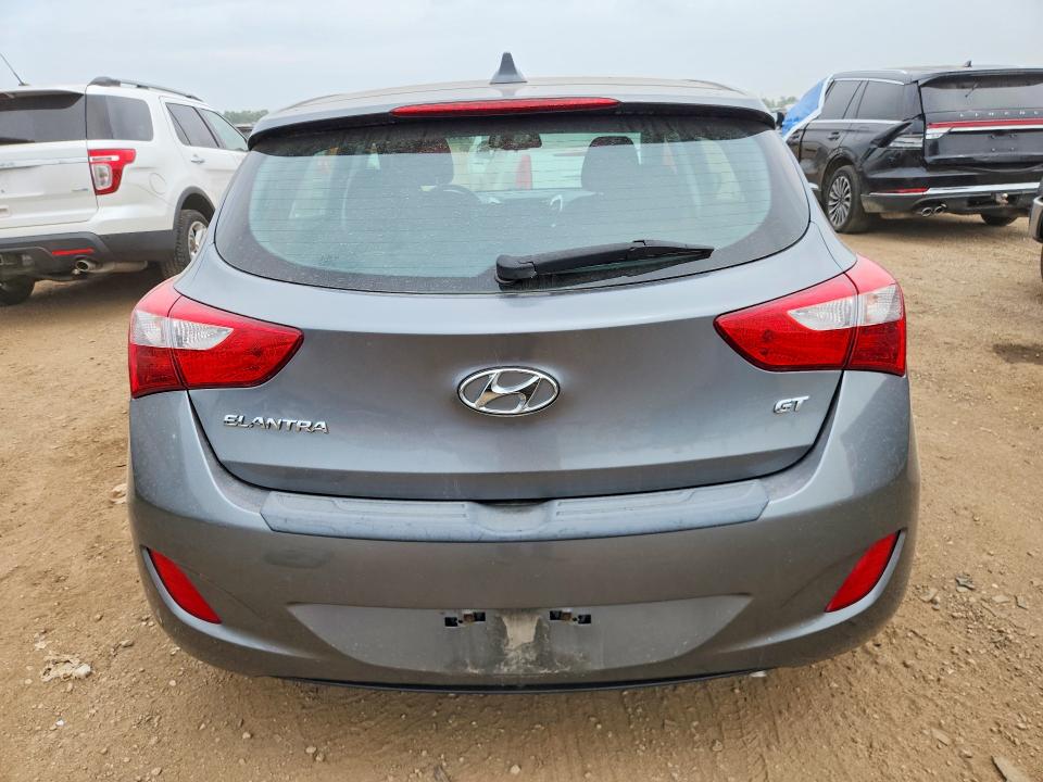 2016 Hyundai Elantra Gt მანქანა იყიდება აუქციონზე, vin: KMHD35LH0GU287345, აუქციონის ნომერი: 61967606