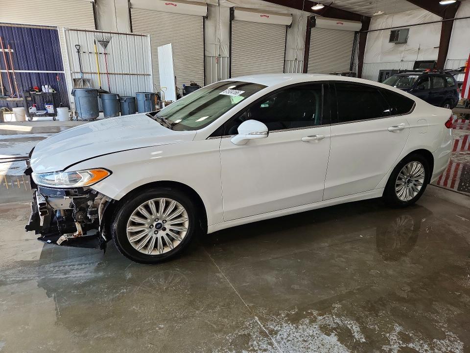 61934166 :رقم المزاد ، 3FA6P0H79FR126136 vin ، 2015 Ford Fusion مزاد بيع