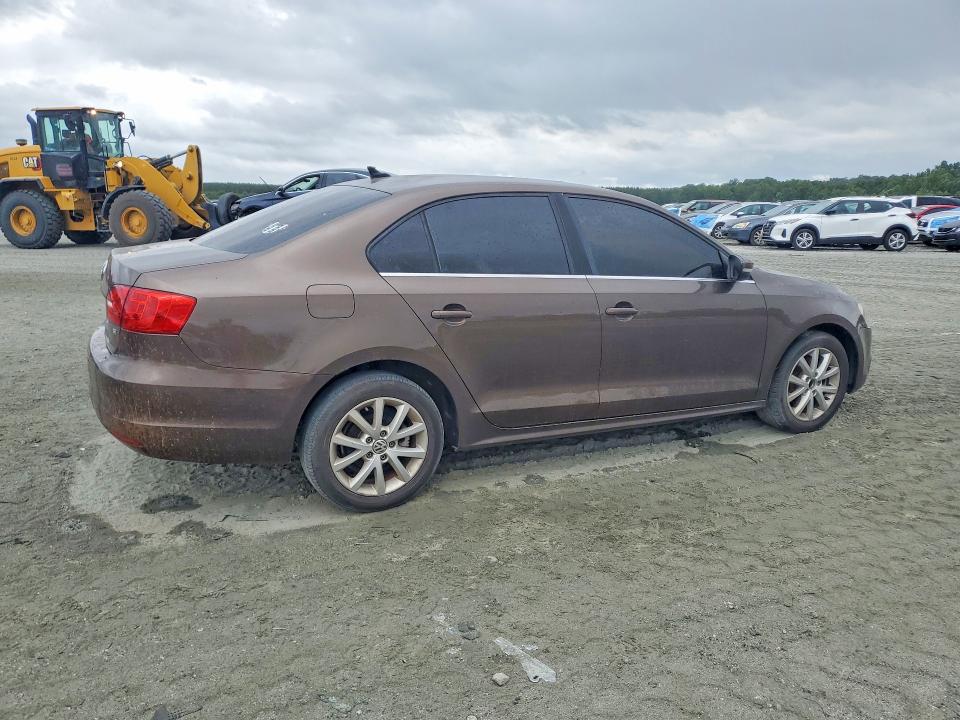 62342686 :رقم المزاد ، 3VWD07AJ3EM286980 vin ، 2014 Volkswagen Jetta مزاد بيع