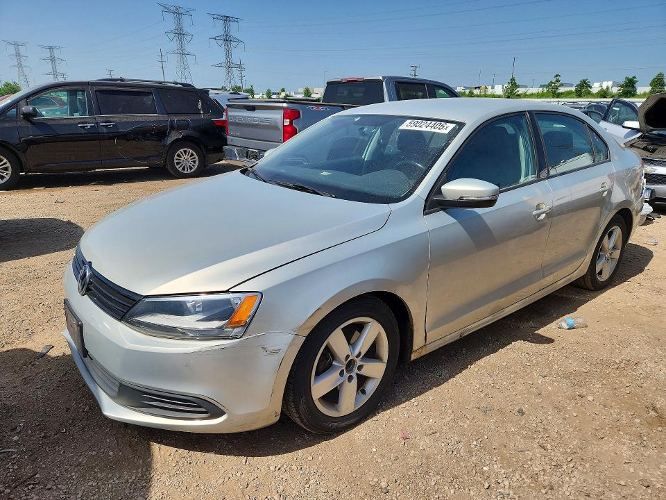 59024406 :رقم المزاد ، 3VWDZ7AJXBM098488 vin ، 2011 Volkswagen Jetta مزاد بيع