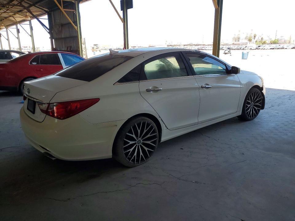 61484956 :رقم المزاد ، 5NPEC4AC9BH243941 vin ، 2011 Hyundai Sonata مزاد بيع
