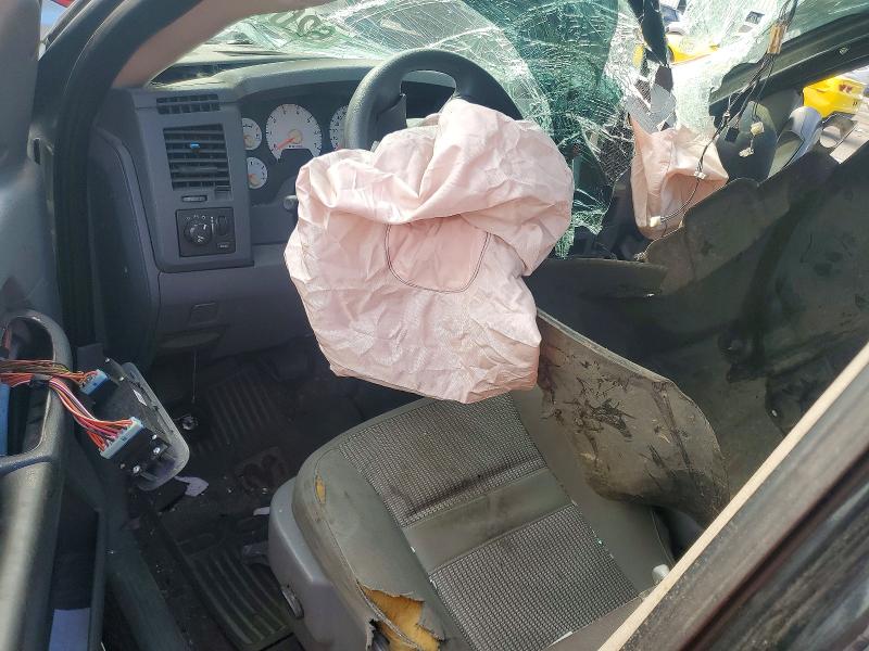 Продажа на аукционе авто 2007 Dodge Ram 1500, vin: 1D7HA182X7S195685, номер лота: 62090146