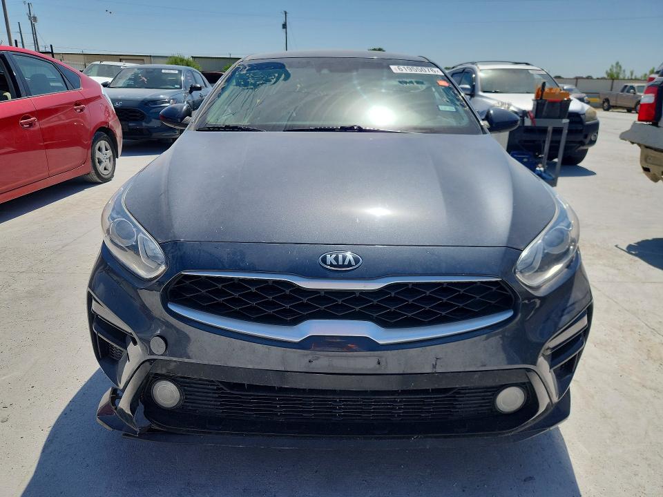 61955076 :رقم المزاد ، 3KPF24AD0ME331266 vin ، 2021 Kia Forte مزاد بيع