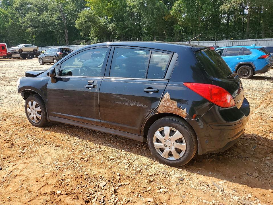 62358526 :رقم المزاد ، 3N1BC1CP6BL406470 vin ، 2011 Nissan Versa مزاد بيع