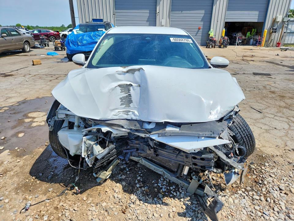 60568786 :رقم المزاد ، 3N1AB8CV9LY301853 vin ، 2020 Nissan Sentra مزاد بيع