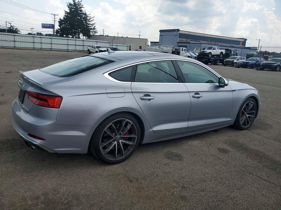 Продажа на аукционе авто 2018 Audi S5, vin: WAUC4CF51JA009918, номер лота: 60782196