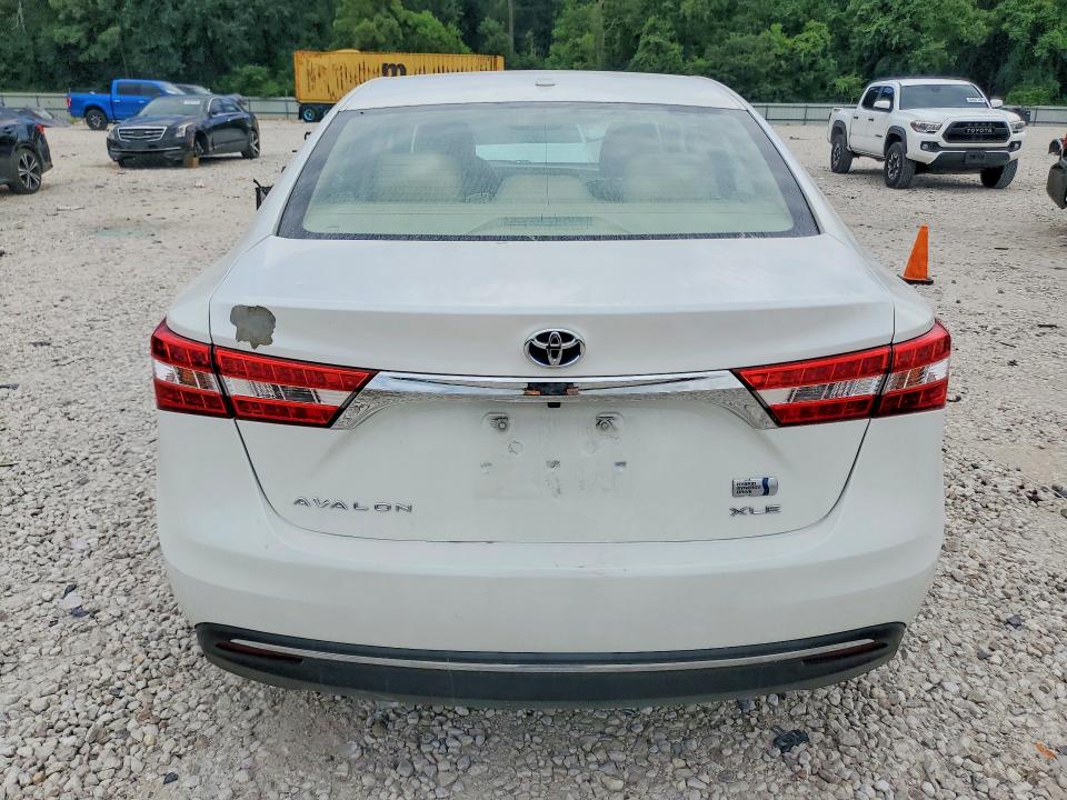 60563046 :رقم المزاد ، 4T1BD1EB2FU039201 vin ، 2015 Toyota Avalon Hybrid مزاد بيع