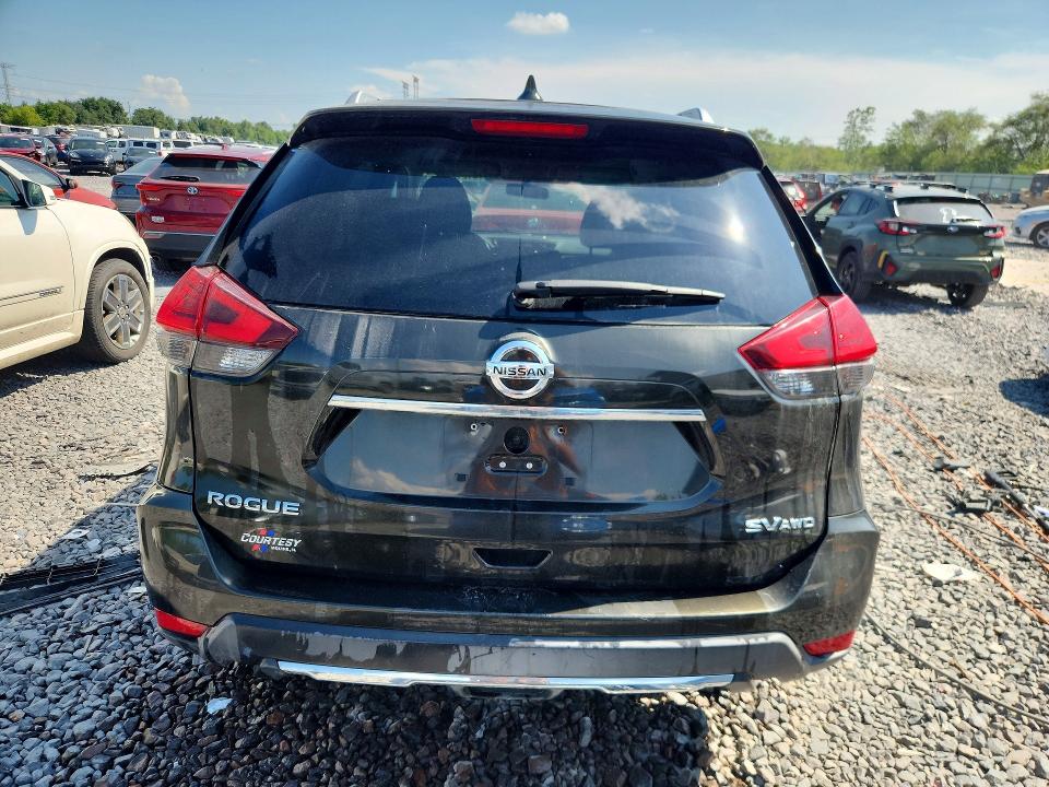 2017 Nissan Rogue მანქანა იყიდება აუქციონზე, vin: KNMAT2MV6HP585358, აუქციონის ნომერი: 61212746