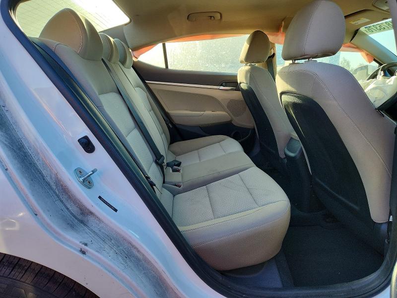 2019 Hyundai Elantra მანქანა იყიდება აუქციონზე, vin: 5NPD74LF1KH425804, აუქციონის ნომერი: 61875376