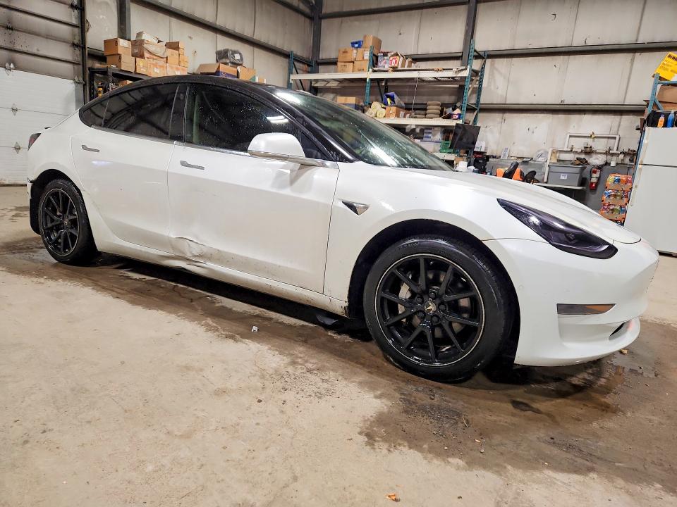 2020 Tesla Model 3 მანქანა იყიდება აუქციონზე, vin: 5YJ3E1EA6LF603840, აუქციონის ნომერი: 61024666