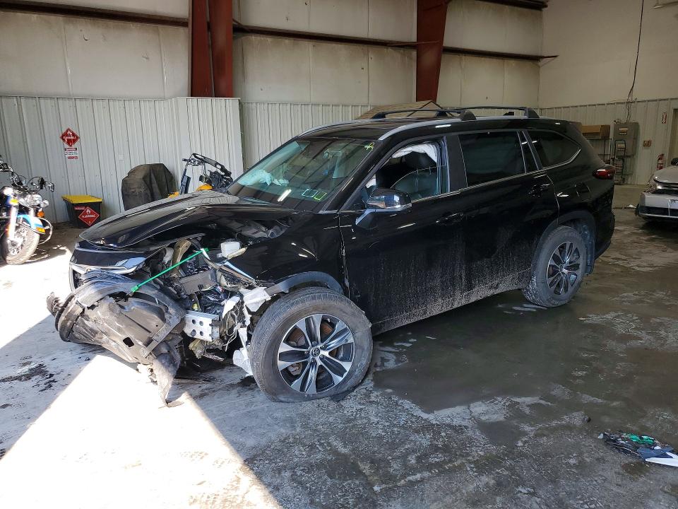 63157786 :رقم المزاد ، 5TDKDRBH1PS010807 vin ، 2023 Toyota Highlander مزاد بيع