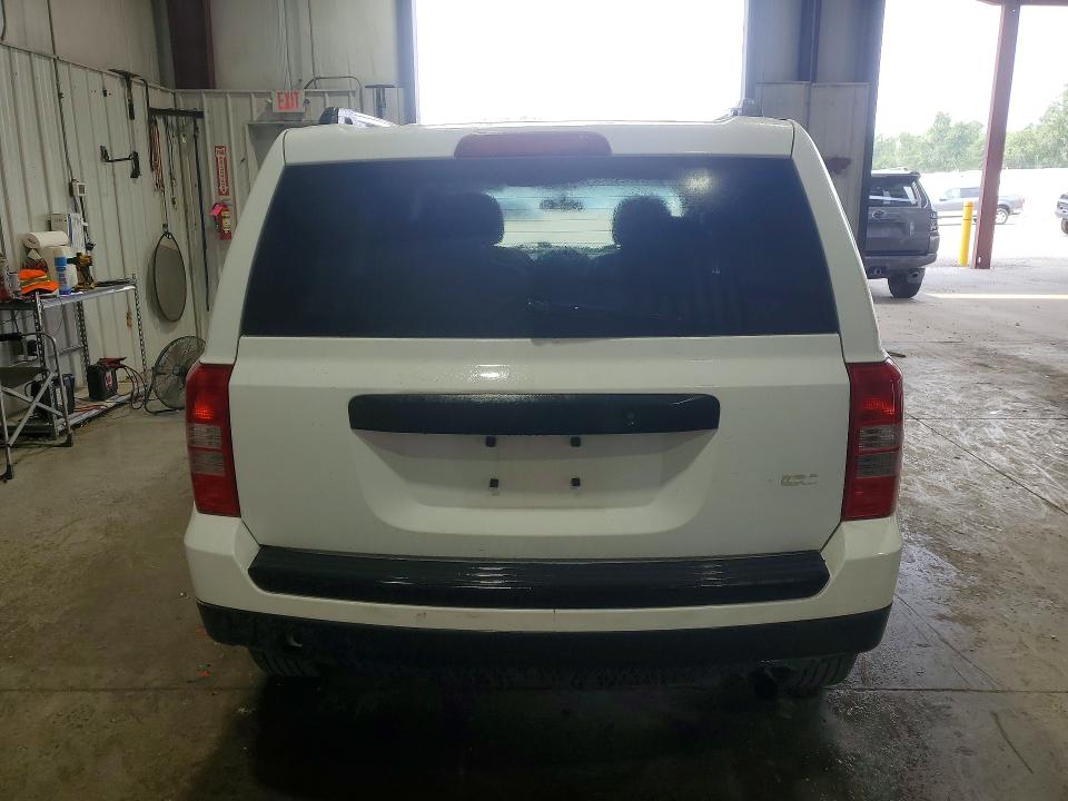 61665086 :رقم المزاد ، 1C4NJPBA1ED691525 vin ، 2014 Jeep Patriot مزاد بيع