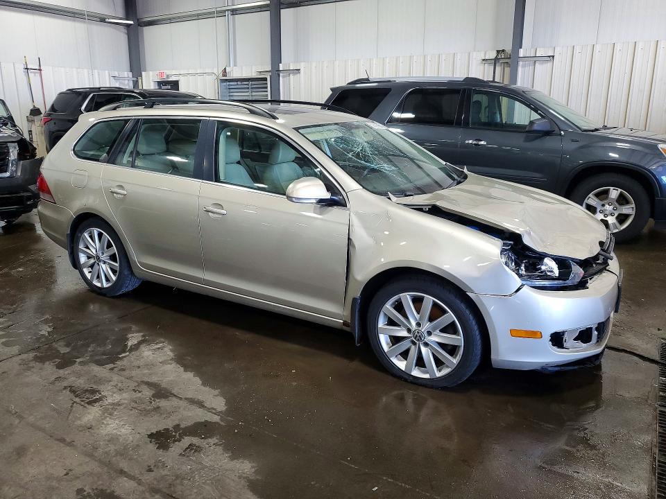 60869596 :رقم المزاد ، 3VWPL7AJ5DM643899 vin ، 2013 Volkswagen Jetta مزاد بيع