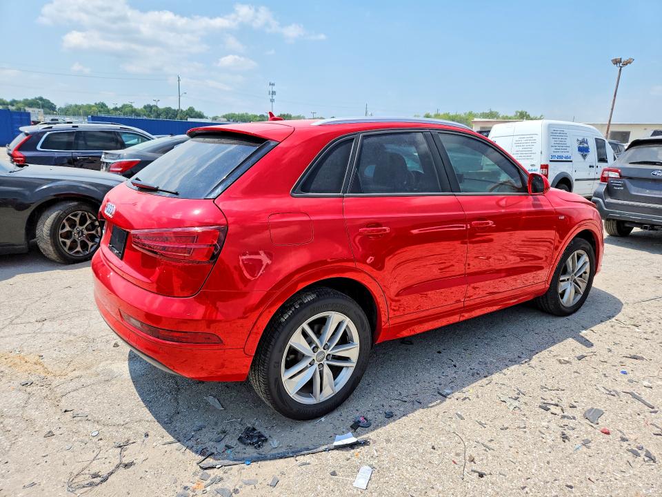 2018 Audi Q3 მანქანა იყიდება აუქციონზე, vin: WA1BCCFS9JR014142, აუქციონის ნომერი: 60069296