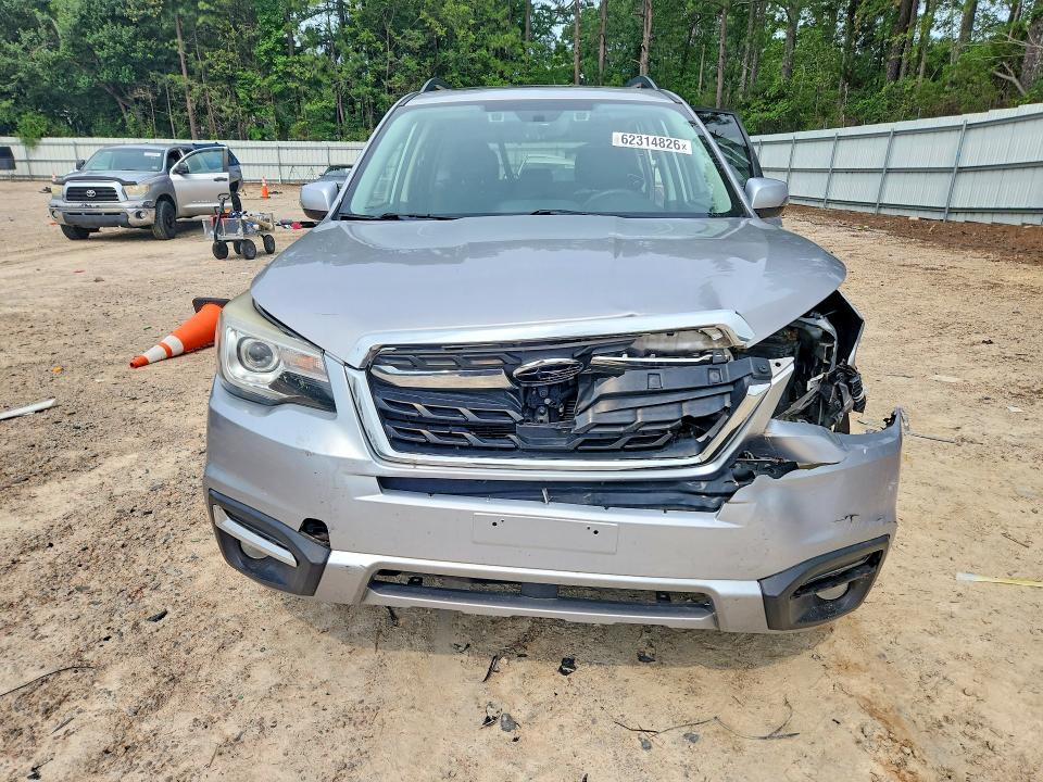 62314826 :رقم المزاد ، JF2SJAWC4HH556470 vin ، 2017 Subaru Forester مزاد بيع