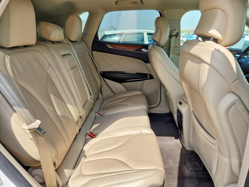 2018 Lincoln Mkc მანქანა იყიდება აუქციონზე, vin: 5LMCJ2D92JUL32667, აუქციონის ნომერი: 60778226