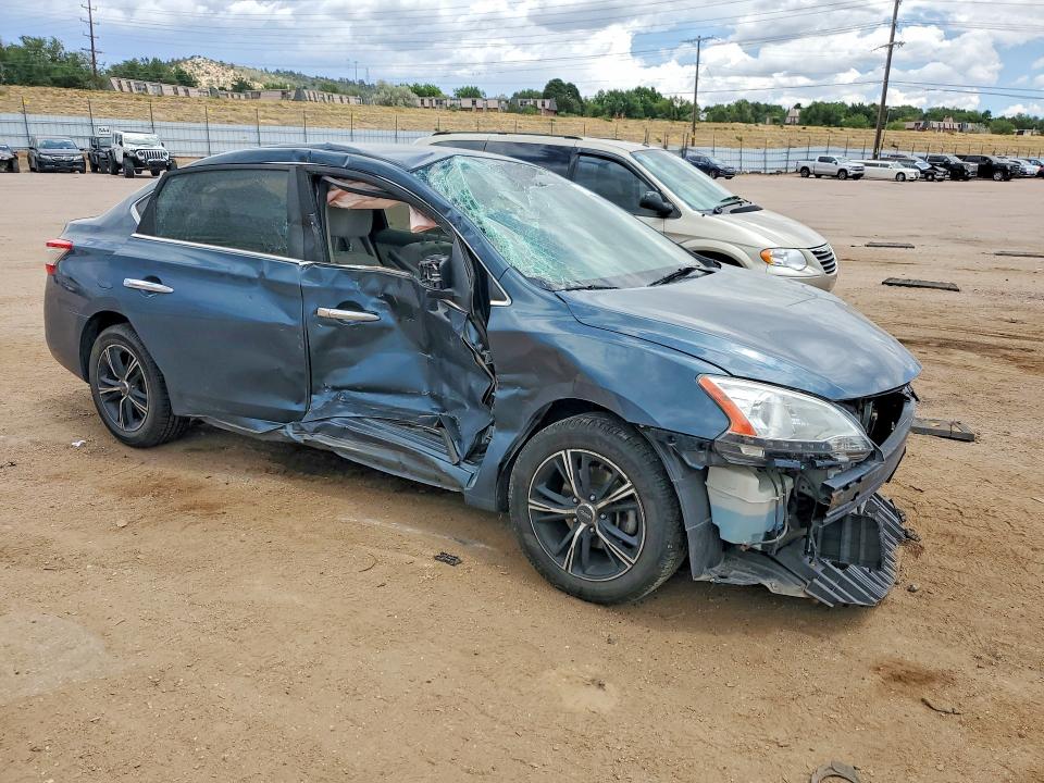 61818956 :رقم المزاد ، 3N1AB7AP5EY212895 vin ، 2014 Nissan Sentra مزاد بيع