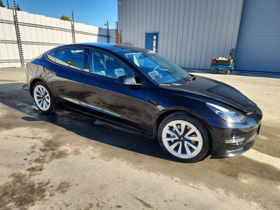 Продажа на аукционе авто 2023 Tesla Model 3, vin: 5YJ3E1EA3PF460030, номер лота: 62324136