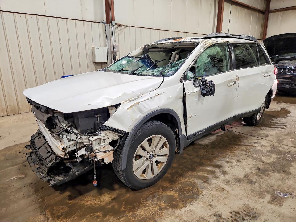 Auction sale of the 2018 Subaru Outback, vin: 4S4BSACC0J3355146, lot number: 63245396