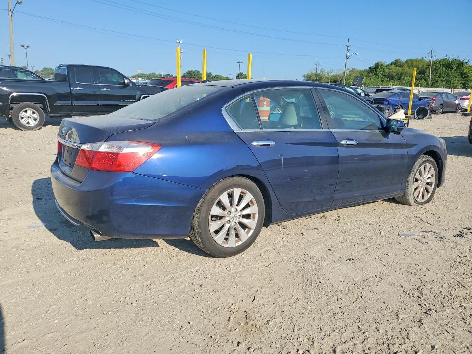 Продажа на аукционе авто 2014 Honda Accord, vin: 1HGCR2F83EA038059, номер лота: 62260216
