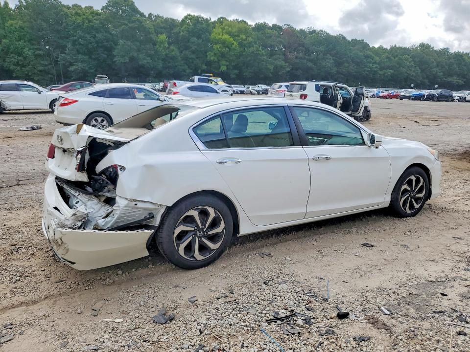 Продаж на аукціоні авто 2016 Honda Accord, vin: 1HGCR2F98GA208881, номер лоту: 62234436