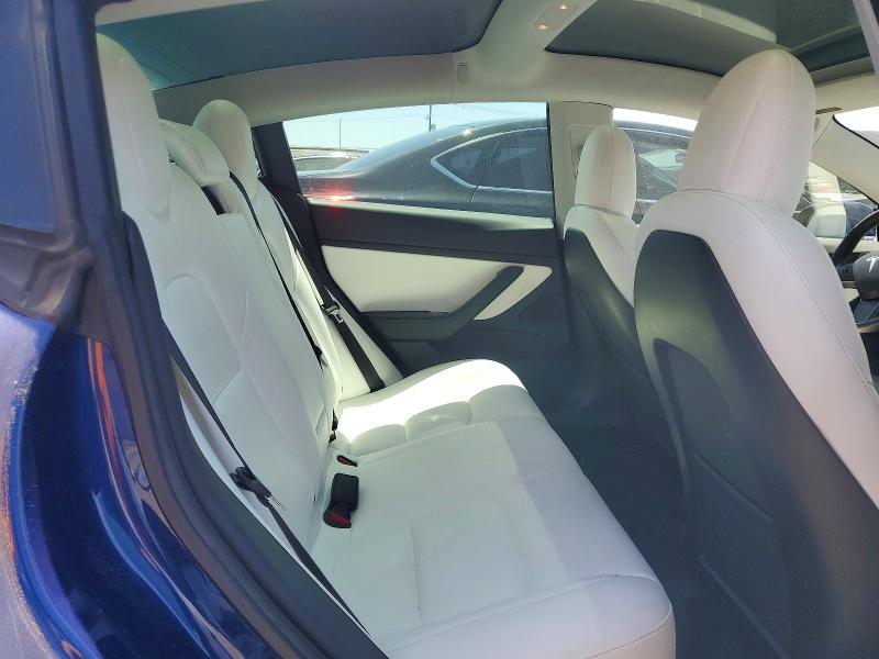 61602406 :رقم المزاد ، 5YJ3E1EB0KF421817 vin ، 2019 Tesla Model 3 مزاد بيع
