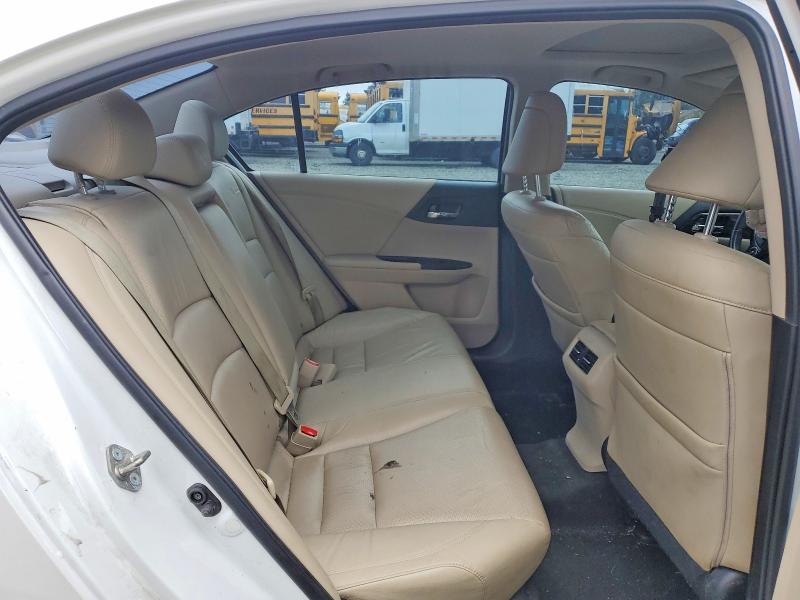 Продаж на аукціоні авто 2016 Honda Accord, vin: 1HGCR2F81GA088283, номер лоту: 61567956
