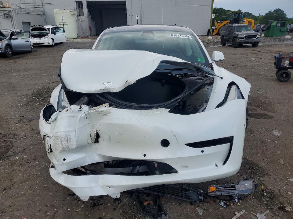 61981656 :رقم المزاد ، 5YJ3E1EA4LF612200 vin ، 2020 Tesla Model 3 مزاد بيع