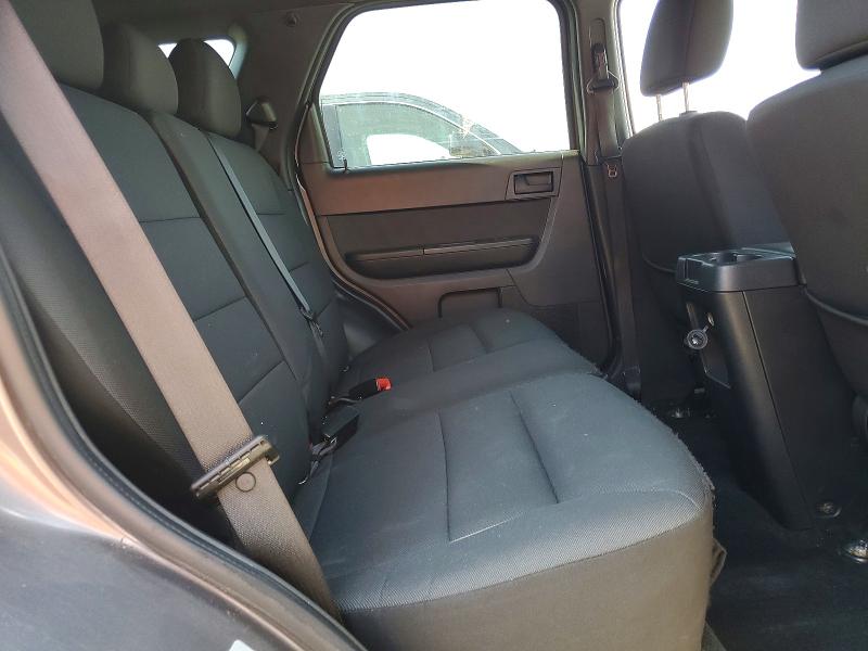 62636966 :رقم المزاد ، 1FMCU9D70BKB74330 vin ، 2011 Ford Escape مزاد بيع