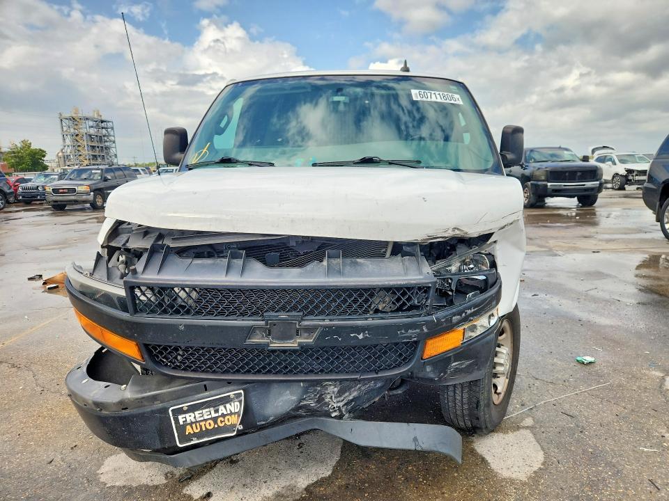 2021 Chevrolet Express G2500 მანქანა იყიდება აუქციონზე, vin: 1GCWGAFP2M1162809, აუქციონის ნომერი: 60711806
