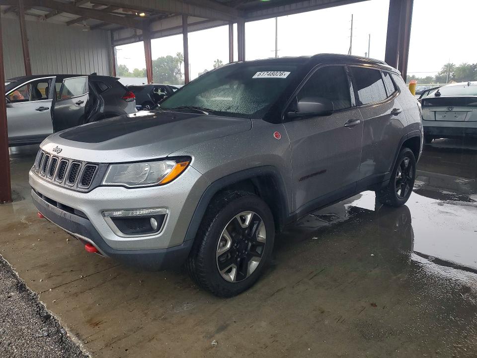 Продаж на аукціоні авто 2018 Jeep Compass, vin: 3C4NJDDB3JT441843, номер лоту: 61748026
