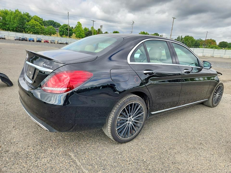 61685576 :رقم المزاد ، 55SWF8EB1KU316883 vin ، 2019 Mercedes-benz C مزاد بيع