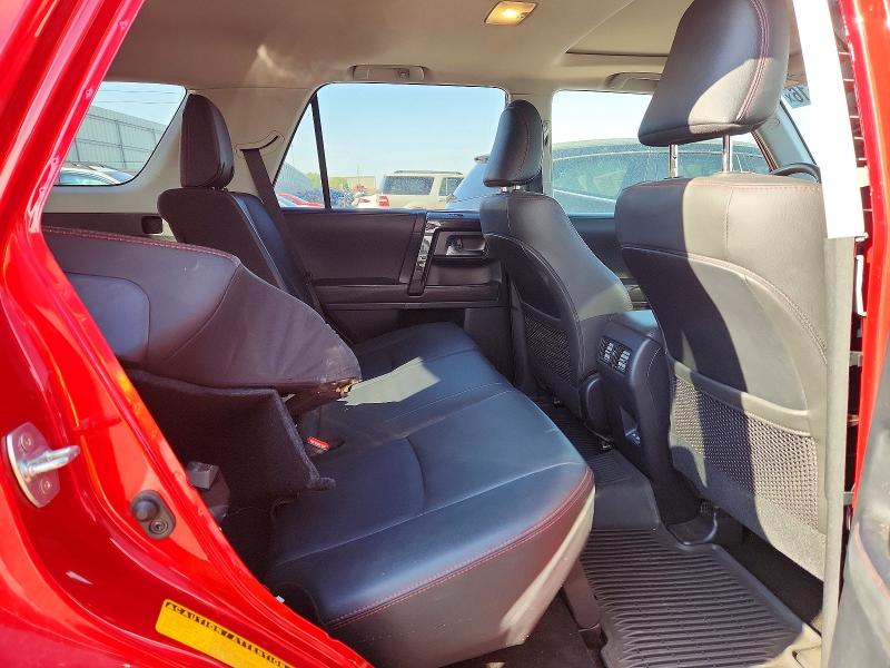 60166516 :رقم المزاد ، JTERU5JR8R6274347 vin ، 2024 Toyota 4runner مزاد بيع