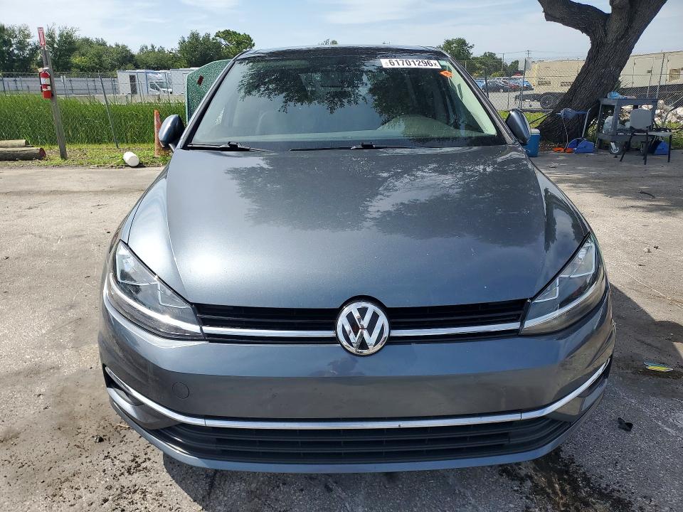 61701296 :رقم المزاد ، 3VWG57AU1MM001006 vin ، 2021 Volkswagen Golf مزاد بيع