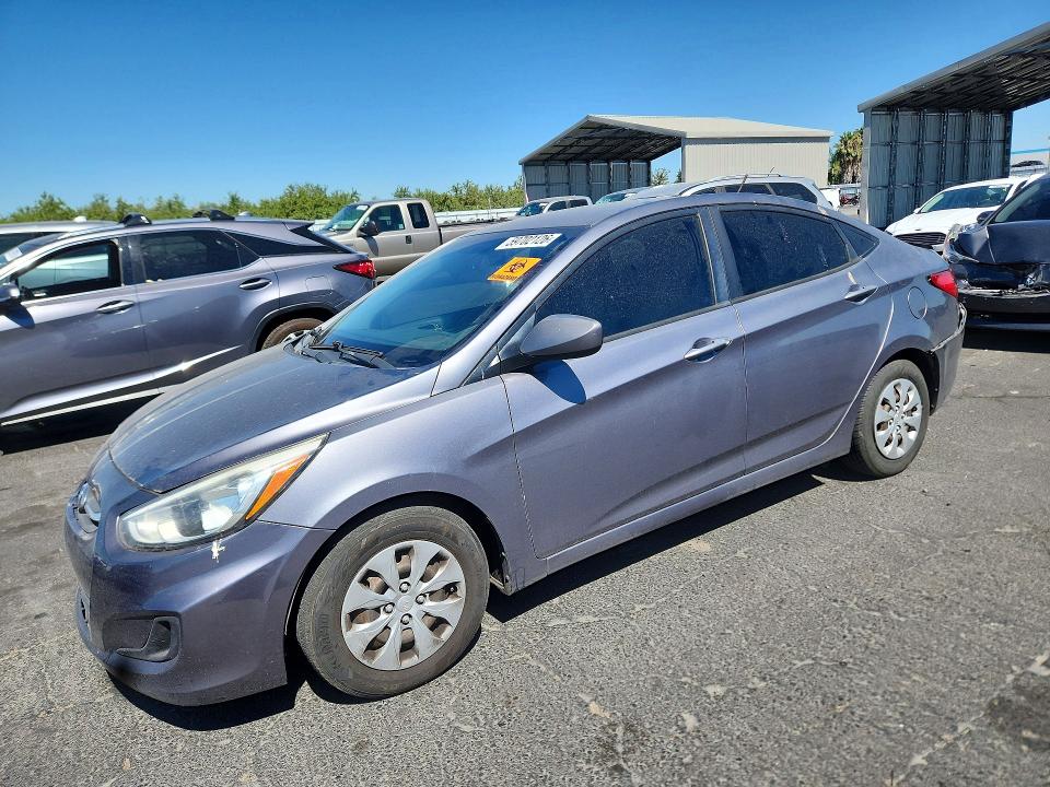 2015 Hyundai Accent მანქანა იყიდება აუქციონზე, vin: KMHCT4AEXFU872320, აუქციონის ნომერი: 59702126