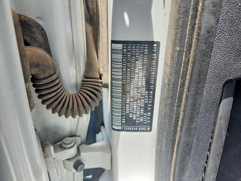 61821726 :رقم المزاد ، 3VWF17AT8HM628189 vin ، 2017 Volkswagen Beetle مزاد بيع