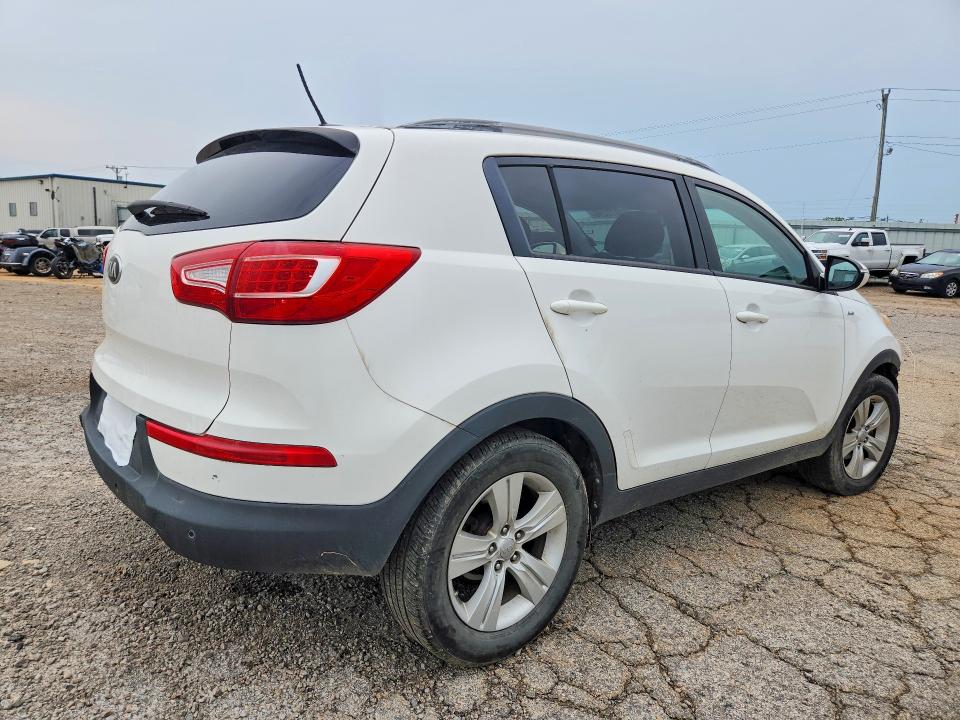 63070296 :رقم المزاد ، KNDPBCA20D7517029 vin ، 2013 Kia Sportage مزاد بيع