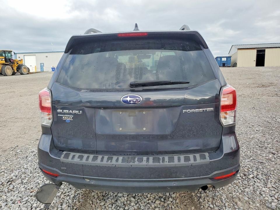Продажа на аукционе авто 2018 Subaru Forester, vin: JF2SJARC2JH509651, номер лота: 61238086