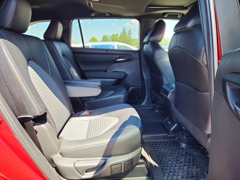Продажа на аукционе авто 2024 Toyota Highlander, vin: 5TDKDRBH6RS535929, номер лота: 61538796