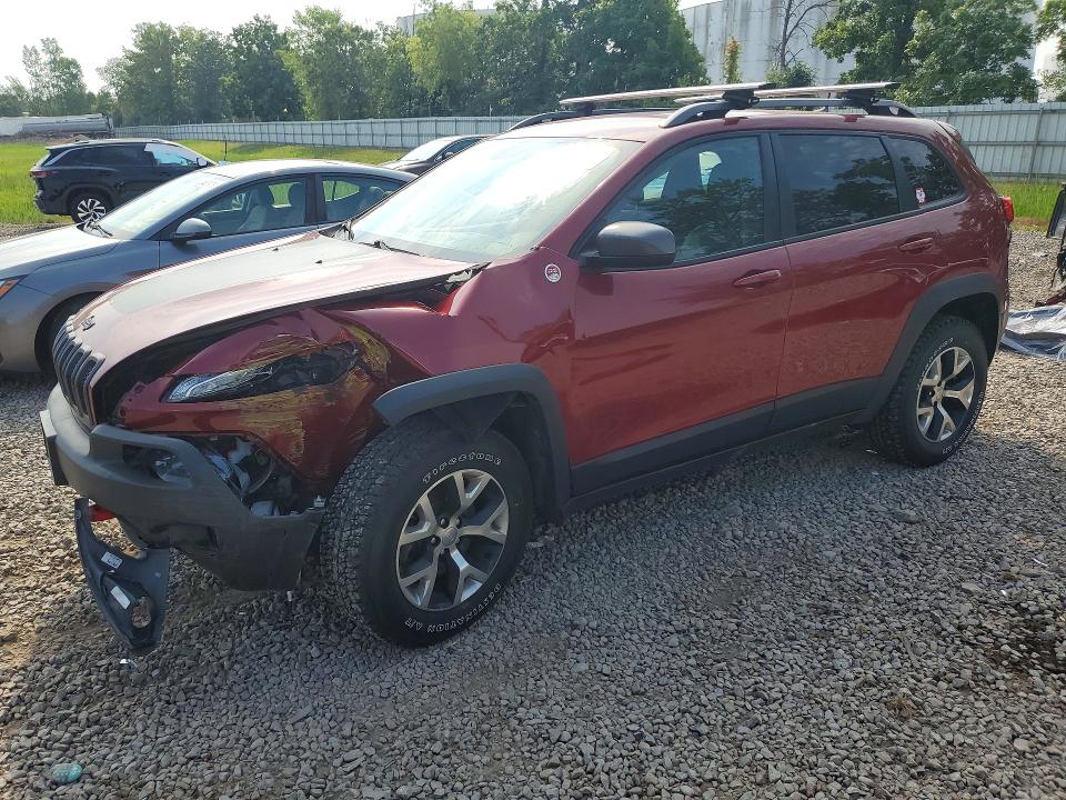 62657386 :رقم المزاد ، 1C4PJMBS3GW102241 vin ، 2016 Jeep Cherokee مزاد بيع