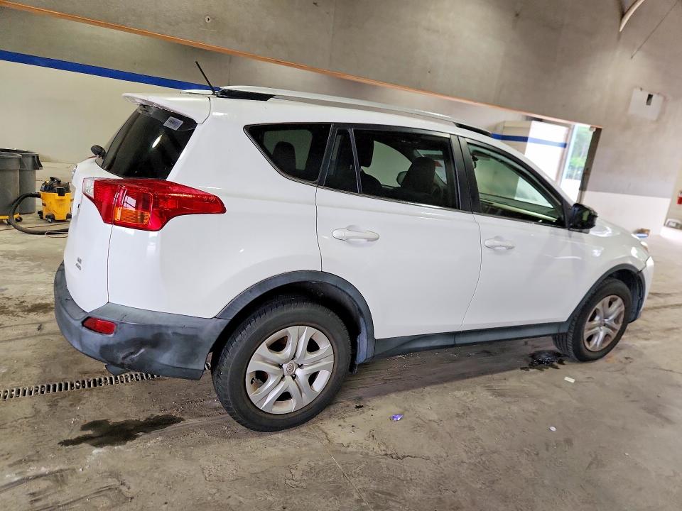 Продаж на аукціоні авто 2015 Toyota Rav4, vin: JTMBFREV9FJ021285, номер лоту: 62391106