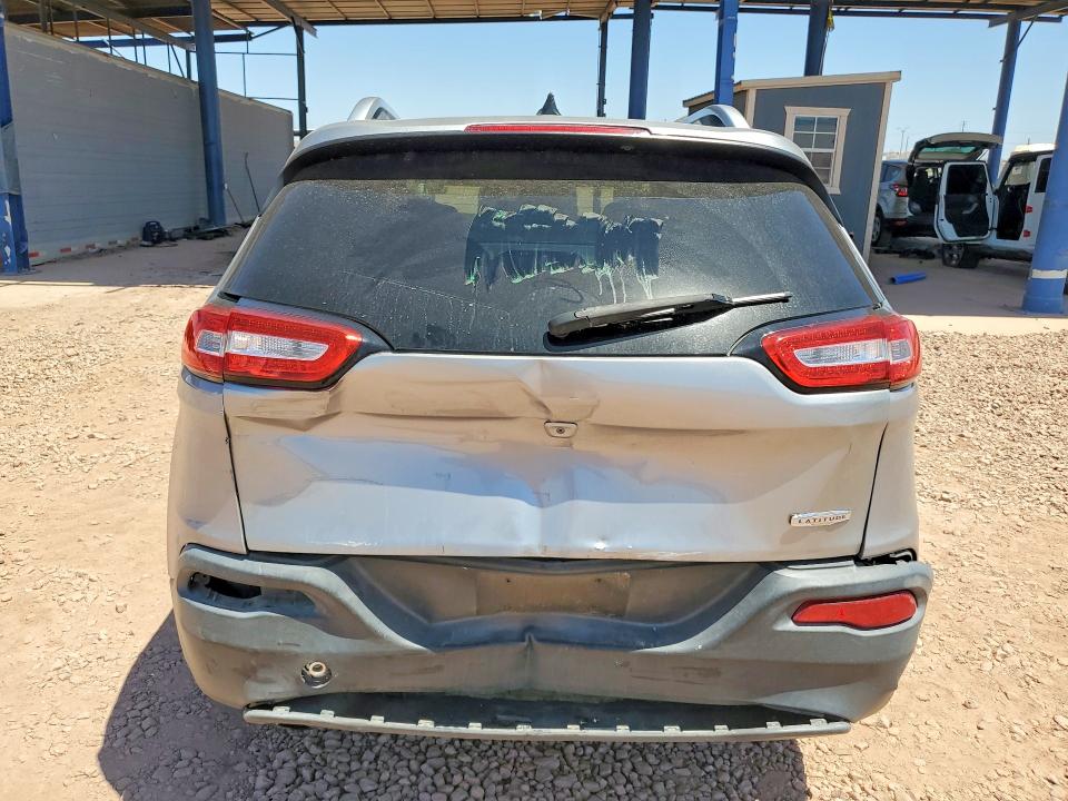 59917406 :رقم المزاد ، 1C4PJLCB7FW741598 vin ، 2015 Jeep Cherokee مزاد بيع
