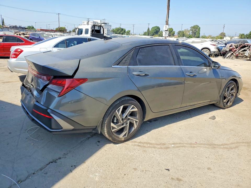 63018596 :رقم المزاد ، KMHLN4DJXSU133932 vin ، 2025 Hyundai Elantra مزاد بيع