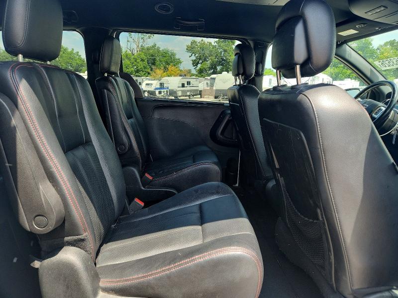 60663526 :رقم المزاد ، 2C4RDGEG3JR222307 vin ، 2018 Dodge Grand Caravan مزاد بيع