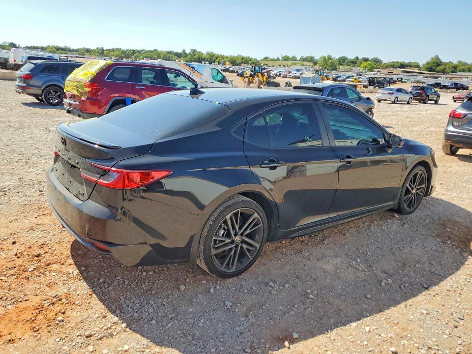 2026 Toyota Camry მანქანა იყიდება აუქციონზე, vin: 4T1DAACK7TU211951, აუქციონის ნომერი: 62828876