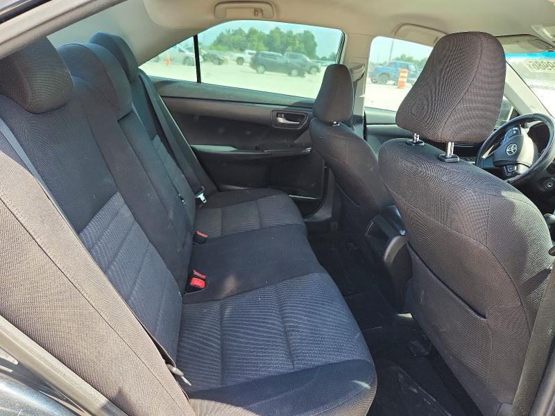 62539986 :رقم المزاد ، 4T1BF1FK4HU617648 vin ، 2017 Toyota Camry مزاد بيع
