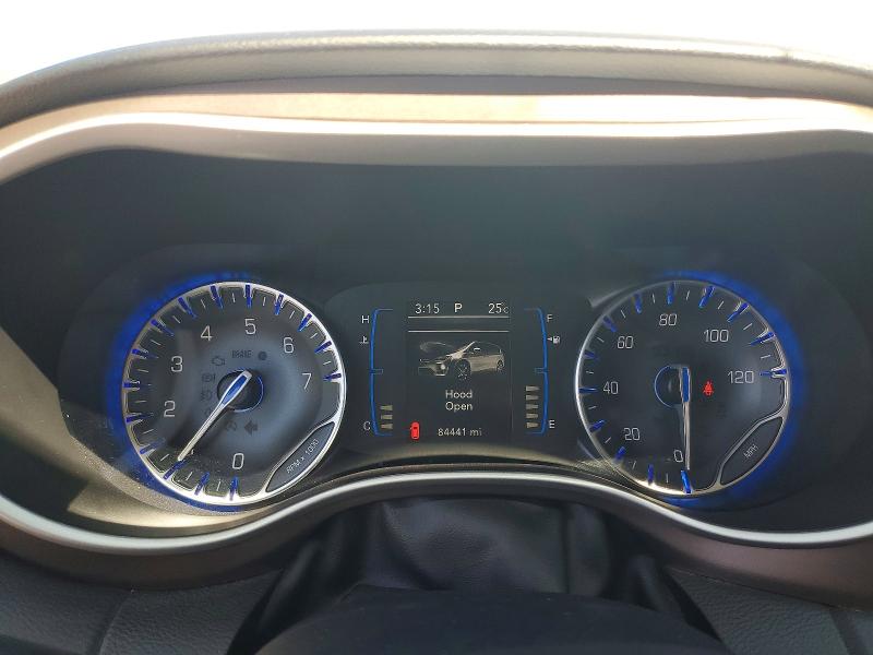 61233876 :رقم المزاد ، 2C4RC1BG1HR816117 vin ، 2017 Chrysler Pacifica مزاد بيع