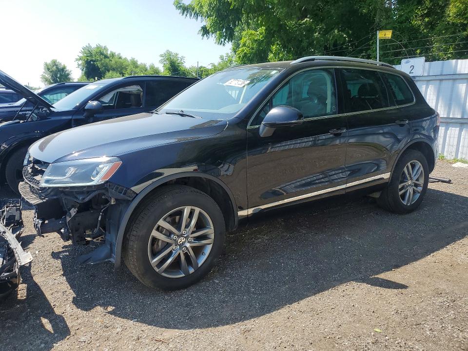 Aukcja sprzedaży 2015 Volkswagen Touareg, vin: WVGEF9BP7FD003817, numer aukcji: 62779136