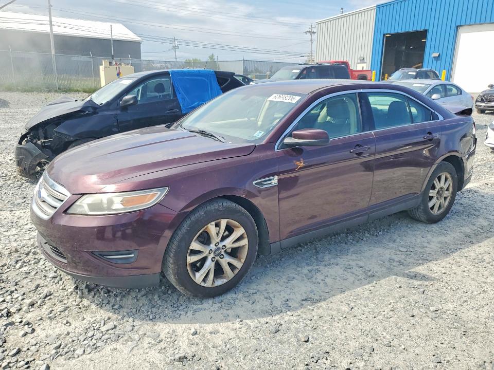 60698206 :رقم المزاد ، 1FAHP2HW2BG181444 vin ، 2011 Ford Taurus مزاد بيع