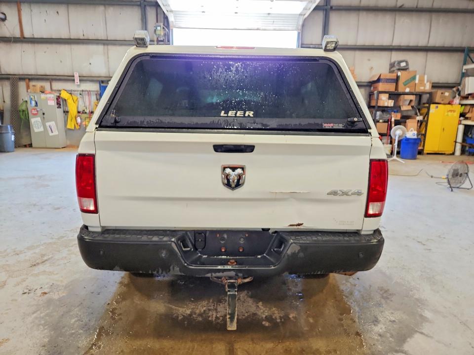61007436 :رقم المزاد ، 1C6RR7KT7HS648813 vin ، 2017 Ram 1500 مزاد بيع